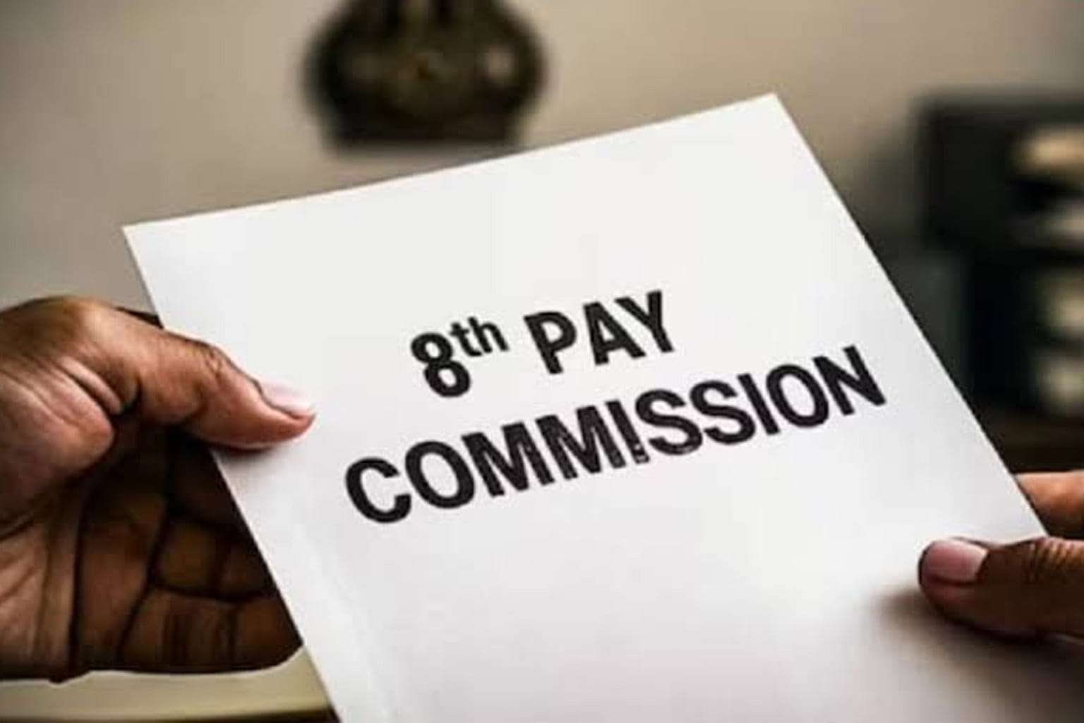 थोक महंगाई 9.87% पर: क्या DA/DR 63% होगा या 64%? कर्मचारियों और पेंशनर्स पर असली असर