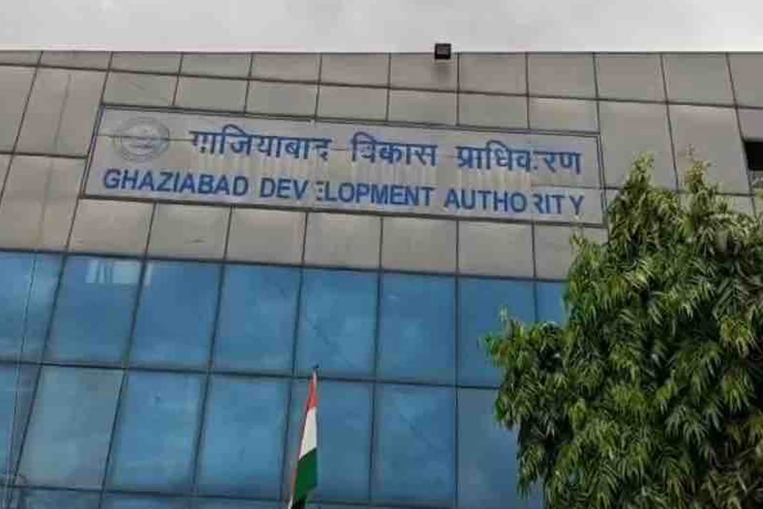 GDA Madhuban Bapudham Lottery 2026: 42,500+ applicants for 350 plots, live e-lottery on 19–20 August