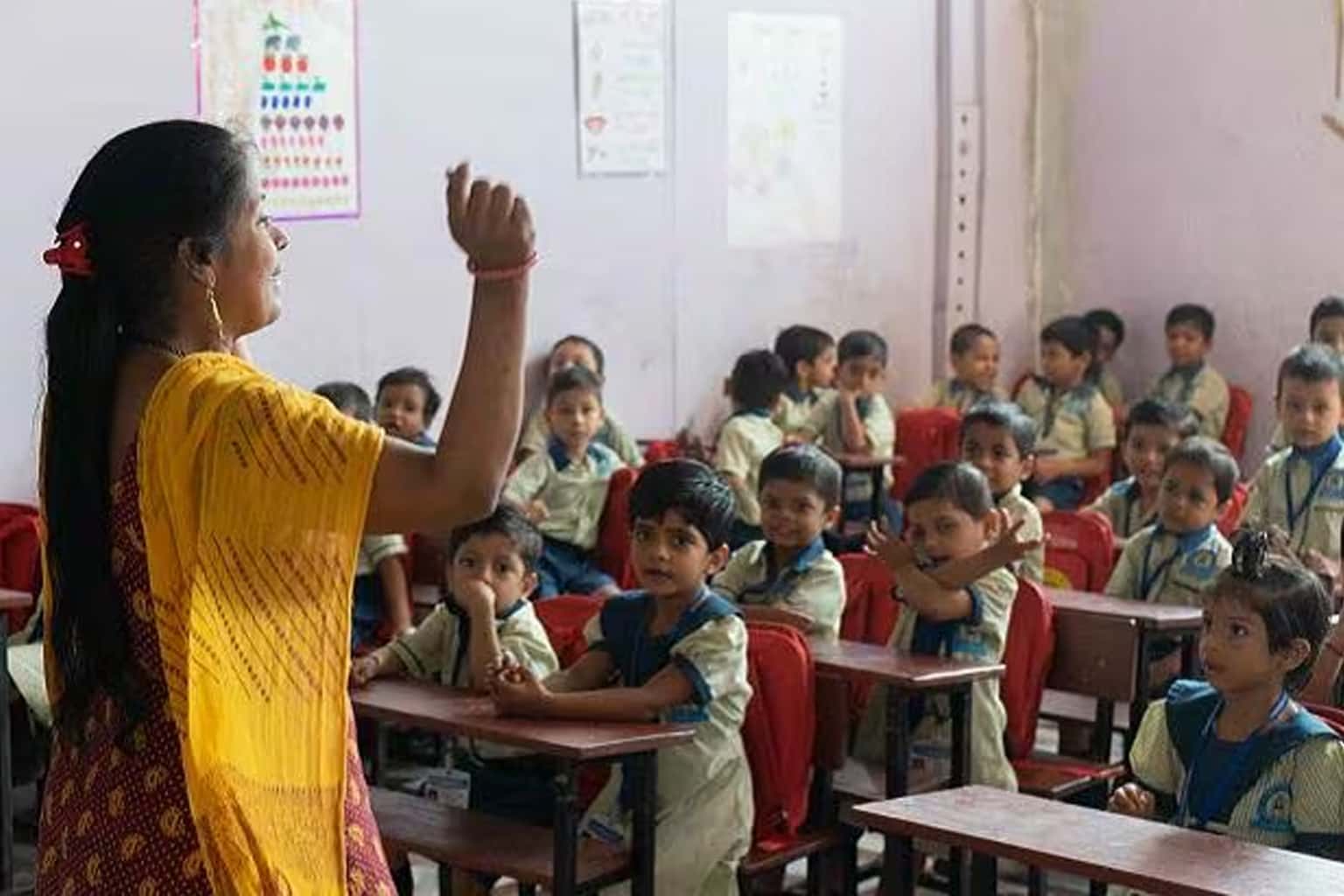 8th CPC teachers demand: OPS, retirement age 65 & male CCL